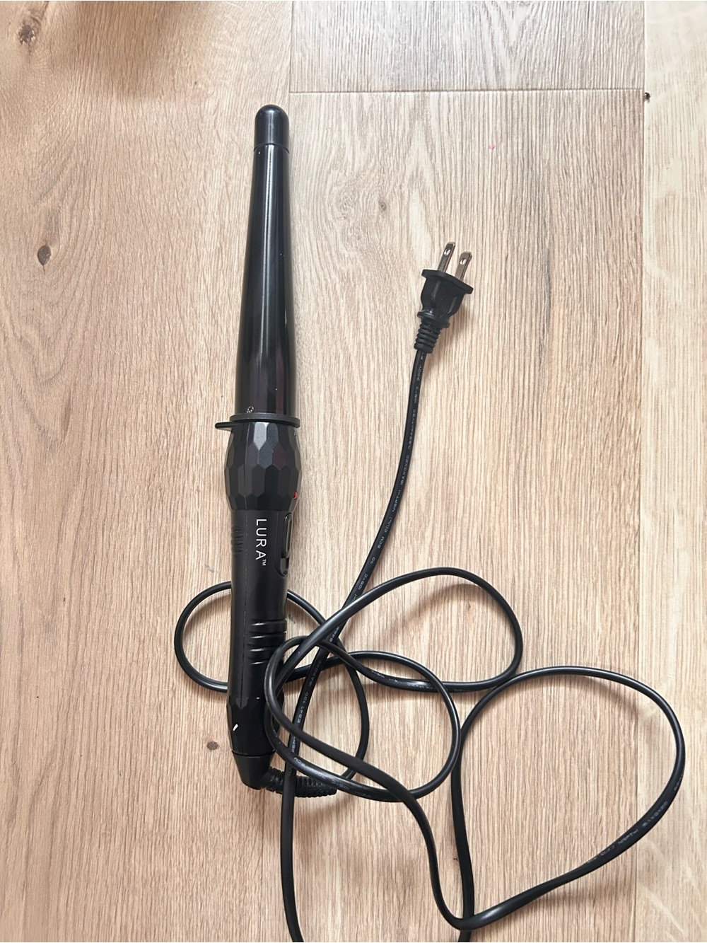 Amazon Black LURA Tapered Curling Wand